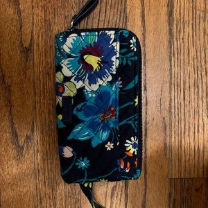 Vera Bradley wallet NWOT